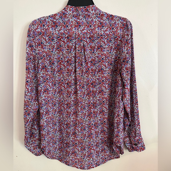 JCrew Classic-fit silk shirt in floral. Size 0. - Picture 6 of 16